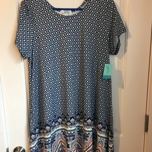 Short sleeve stretchy dress new with tags